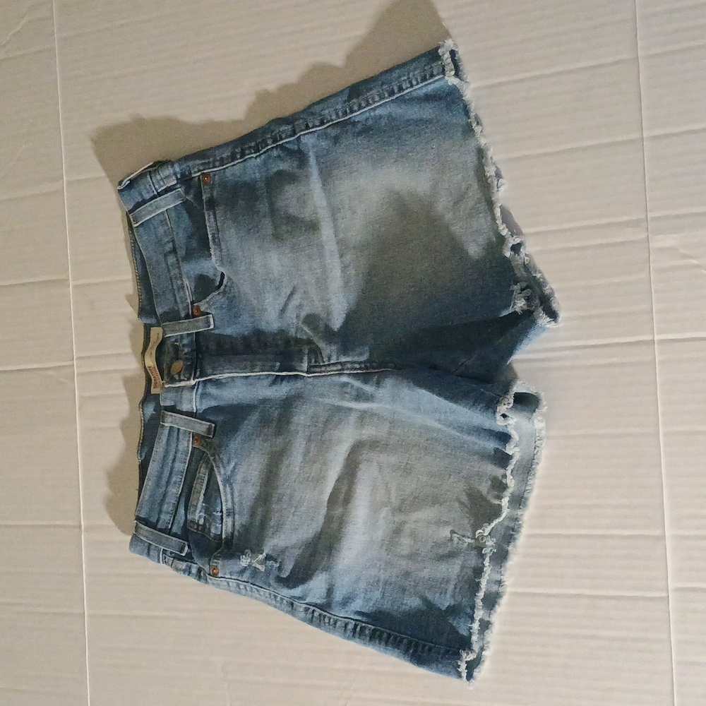Signature Levi Strauss Heritage High-Rise Shorts Women's 10 W30
